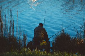 Védd a szemed horgászás közben is